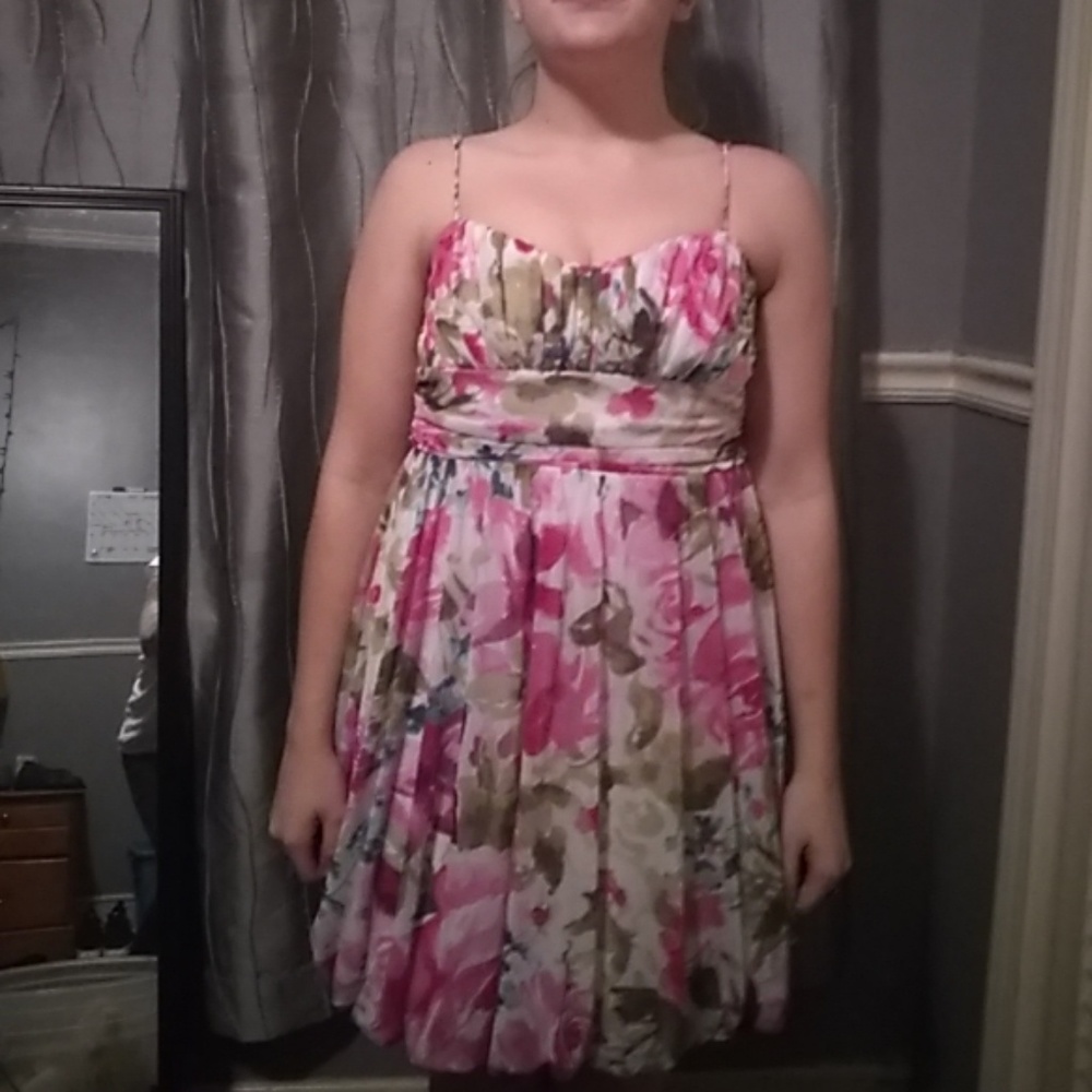 Lightly used-  Floral dress bubble dress-s